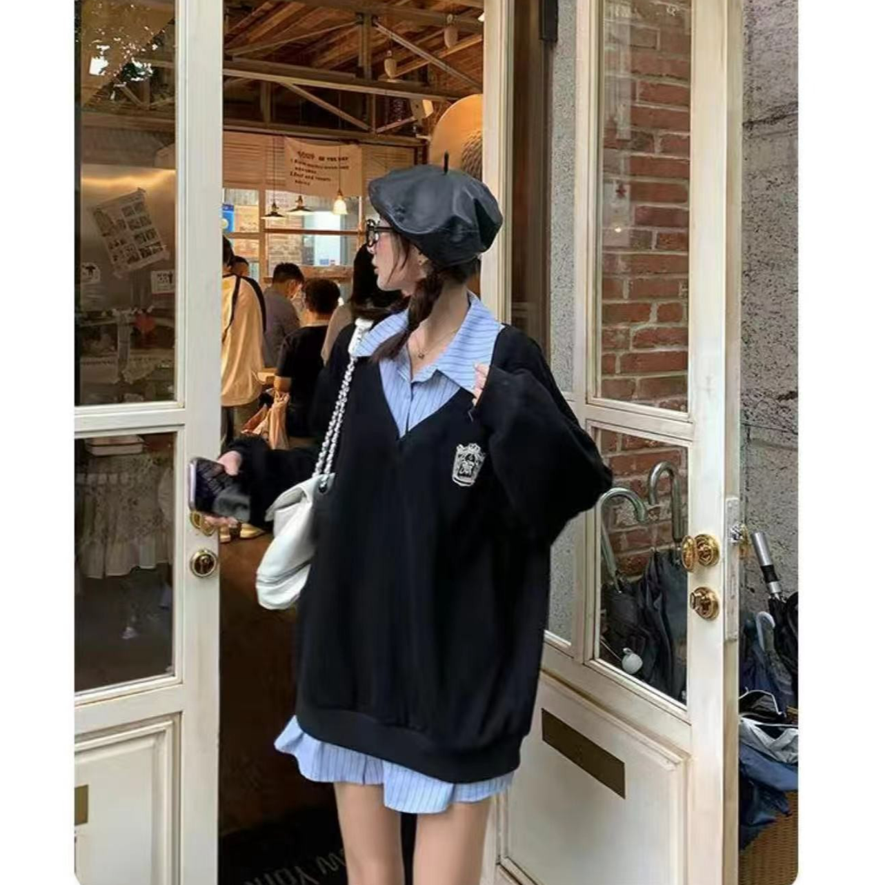 大码胖妹妹显瘦宽松卫衣学院风减龄假两件衬衫拼接上衣时尚百搭