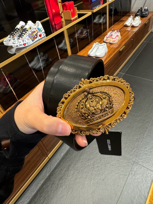 全新未使用D…G椭圆立体腰带男士