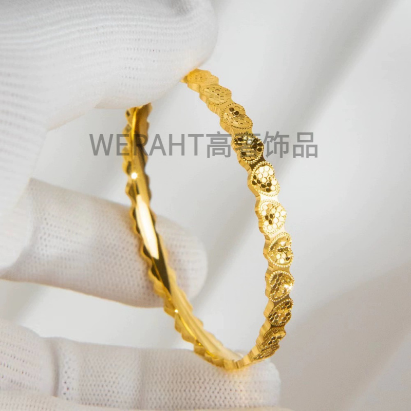 铜合金手镯 新款精工龙麟手镯设计感爱心手环金色网红镯子