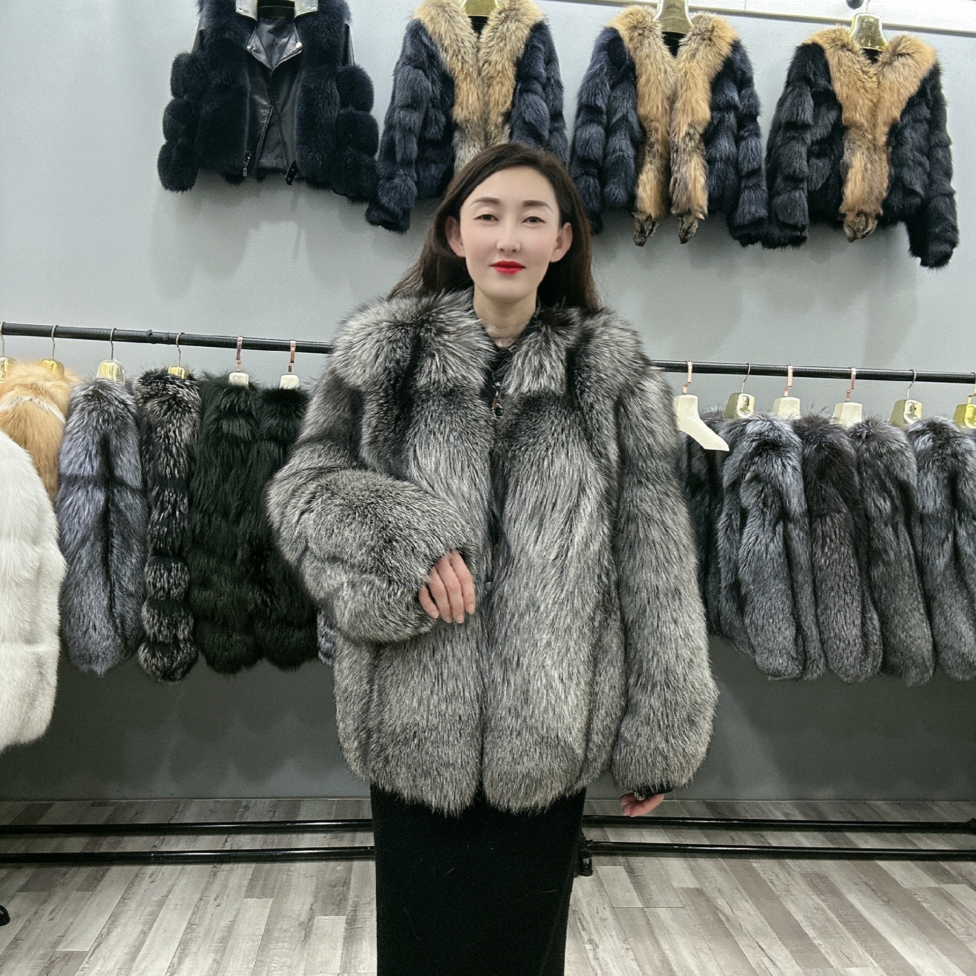 爆款银狐狐王整皮外套