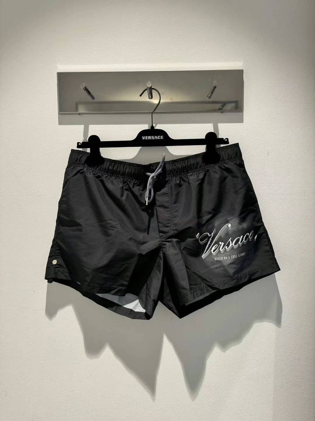 未使用 VERSACE/范思哲 范思哲男士新款夏季黑色时尚泳裤短裤