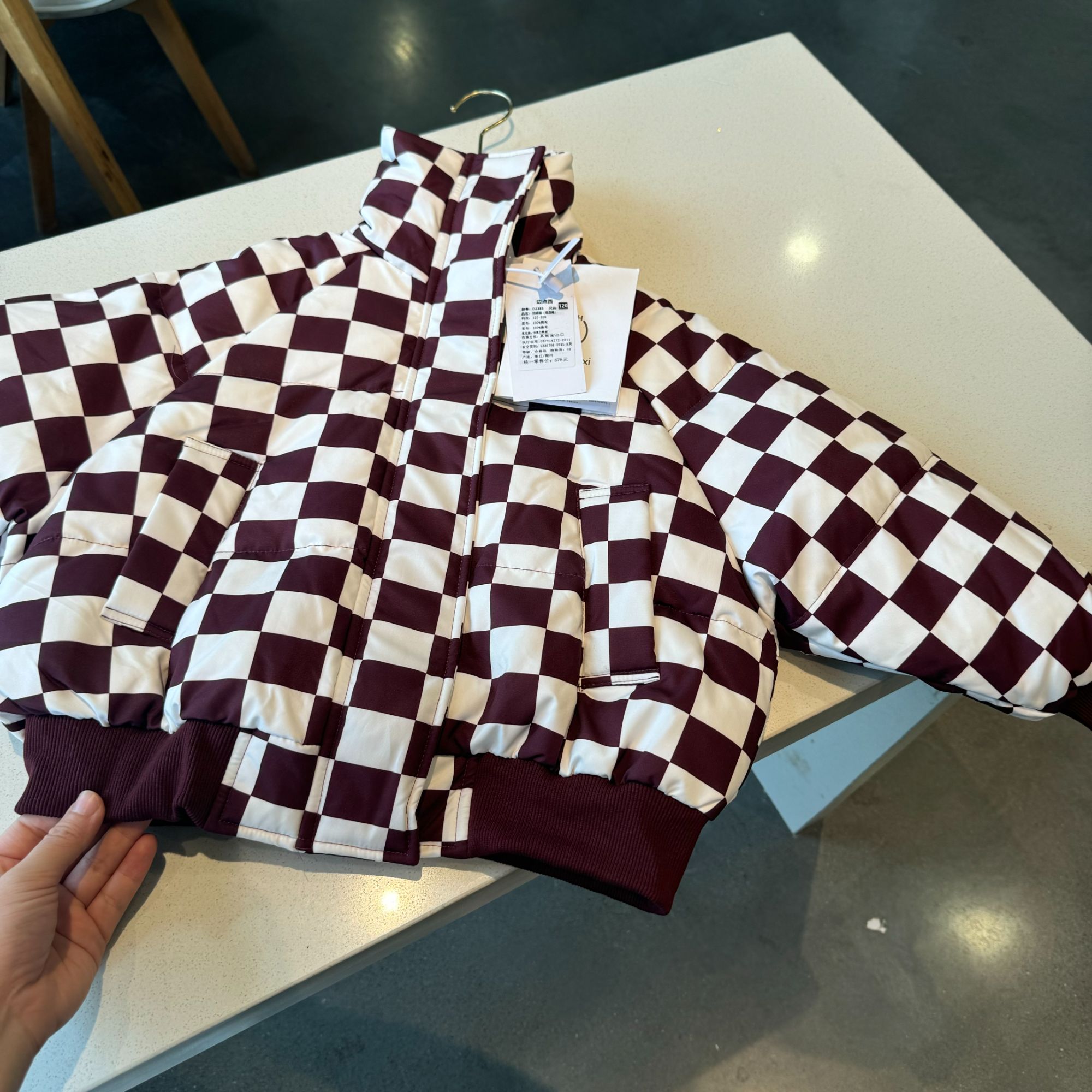 现货    2024冬季儿童休闲女童男童棋盘格羽绒服2383