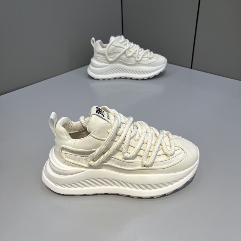 秋冬新款男鞋皮面低帮厚底老爹鞋时尚潮流休闲鞋舒适百搭运动鞋