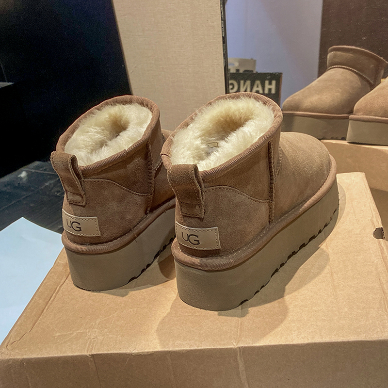 红蜻蜓牌东北皮毛一体雪地靴女冬加绒加厚保暖棉鞋短筒厚底短靴子