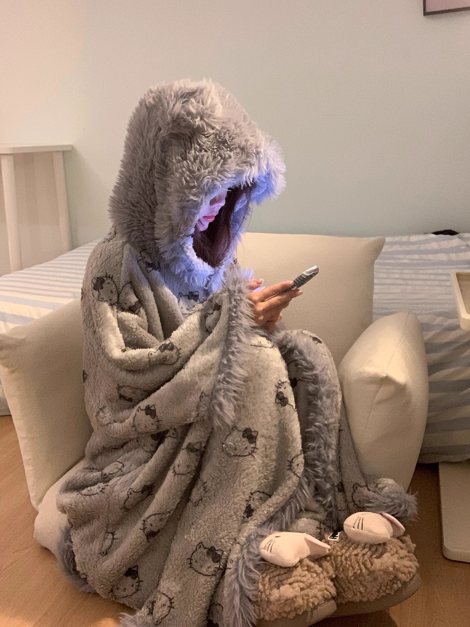 可爱少女HelloKitty珊瑚绒睡衣女冬季加厚毛绒保暖睡袍家居服套装