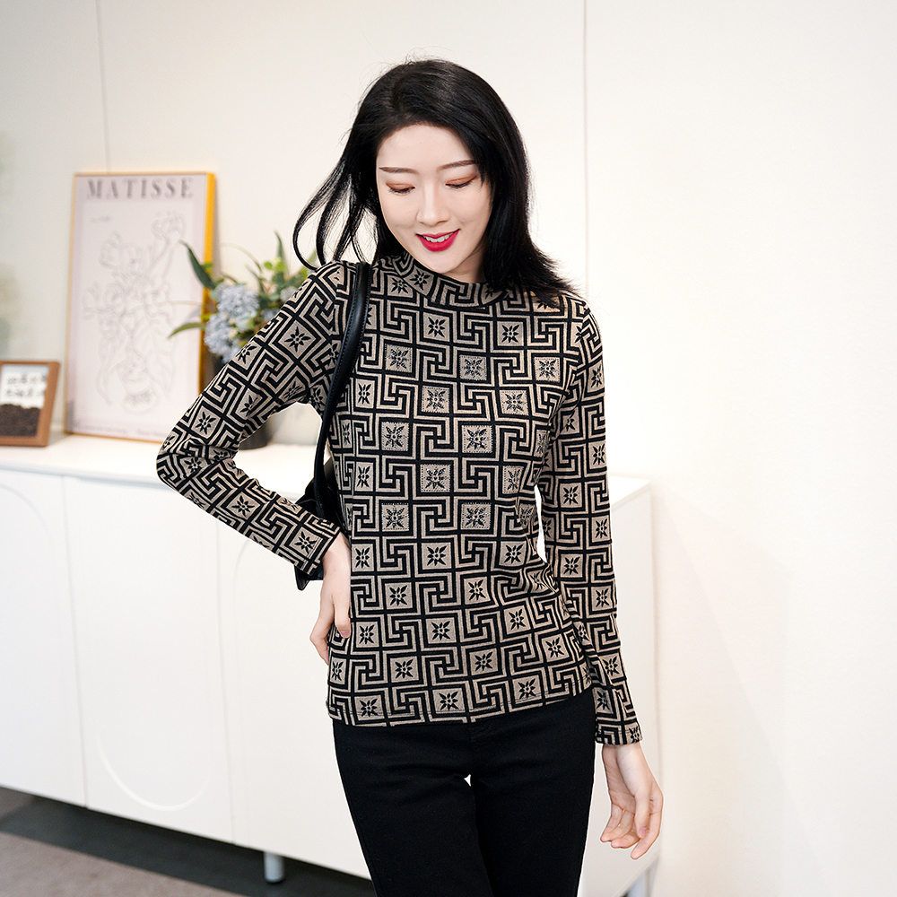 【早春穿搭】高端法式轻奢设计感小众印花洋气百搭长袖打底衫AQ3058