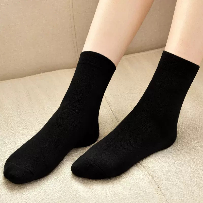 黑色堆堆袜一双