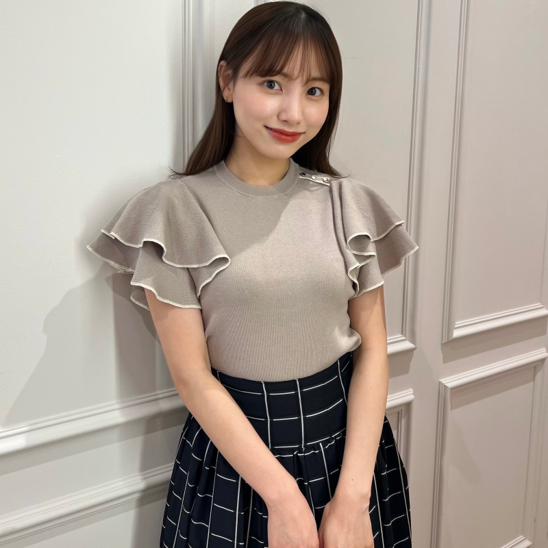 【SAKURA】日系品牌  荷叶边 娘娘 设计感气质舒适显瘦百搭优雅上衣