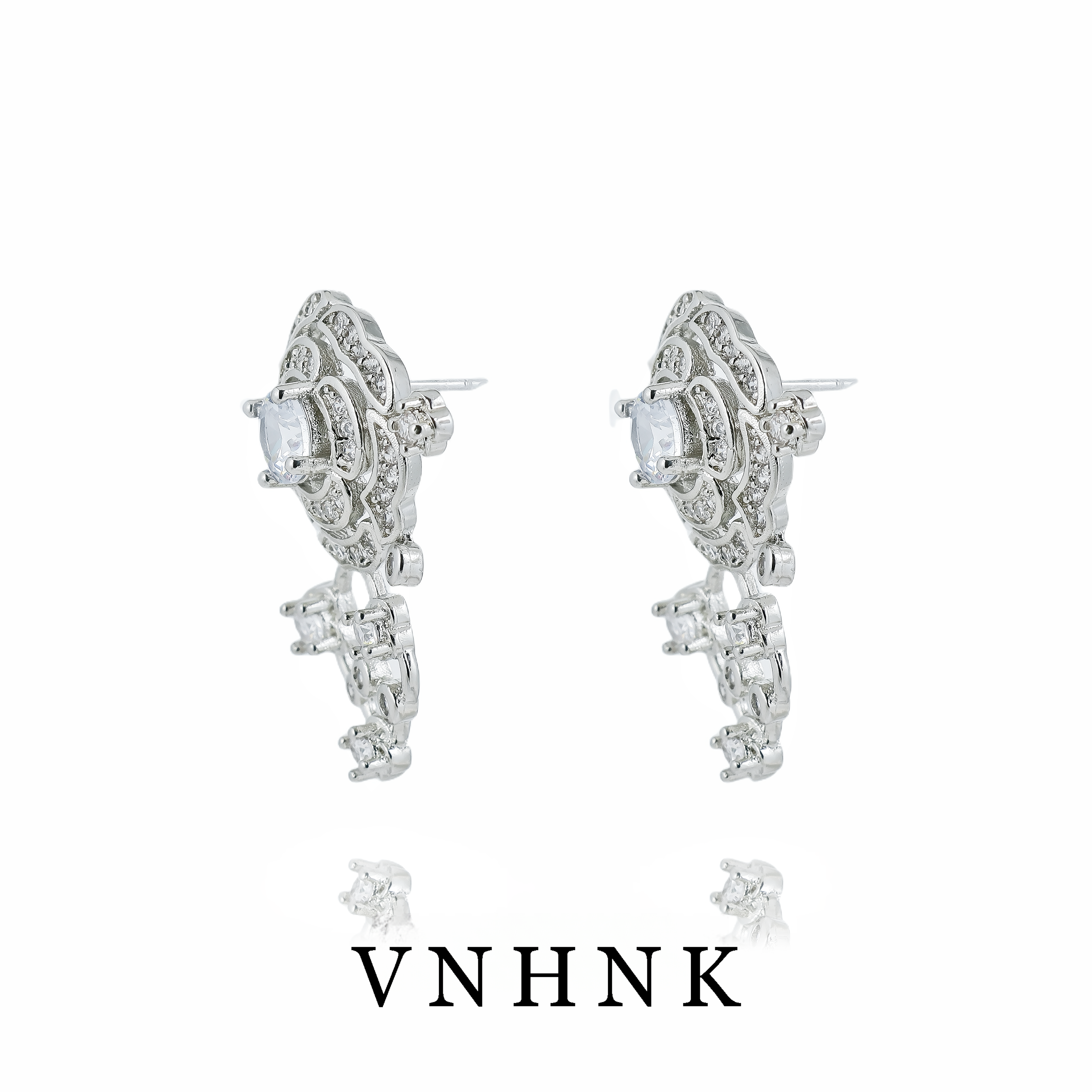 铜合金合成锆石耳饰 美可儿  A489   银色时尚气质百搭耳环