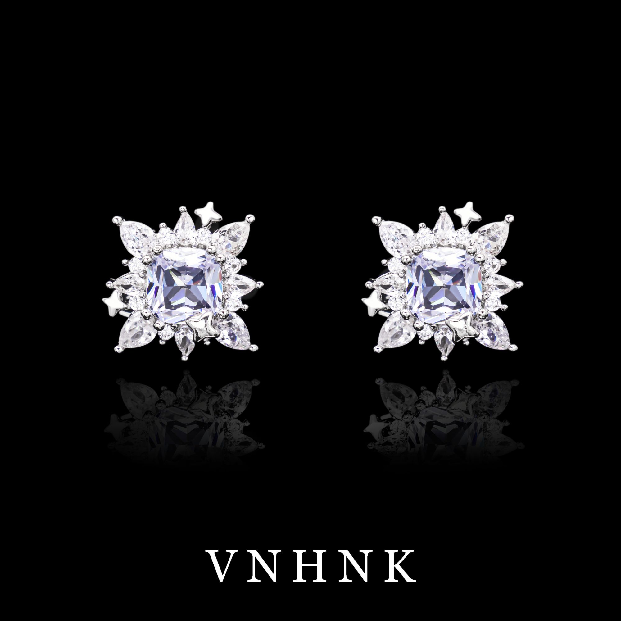 铜合金合成锆石耳饰 美可儿   A16   银色气质时尚耳夹