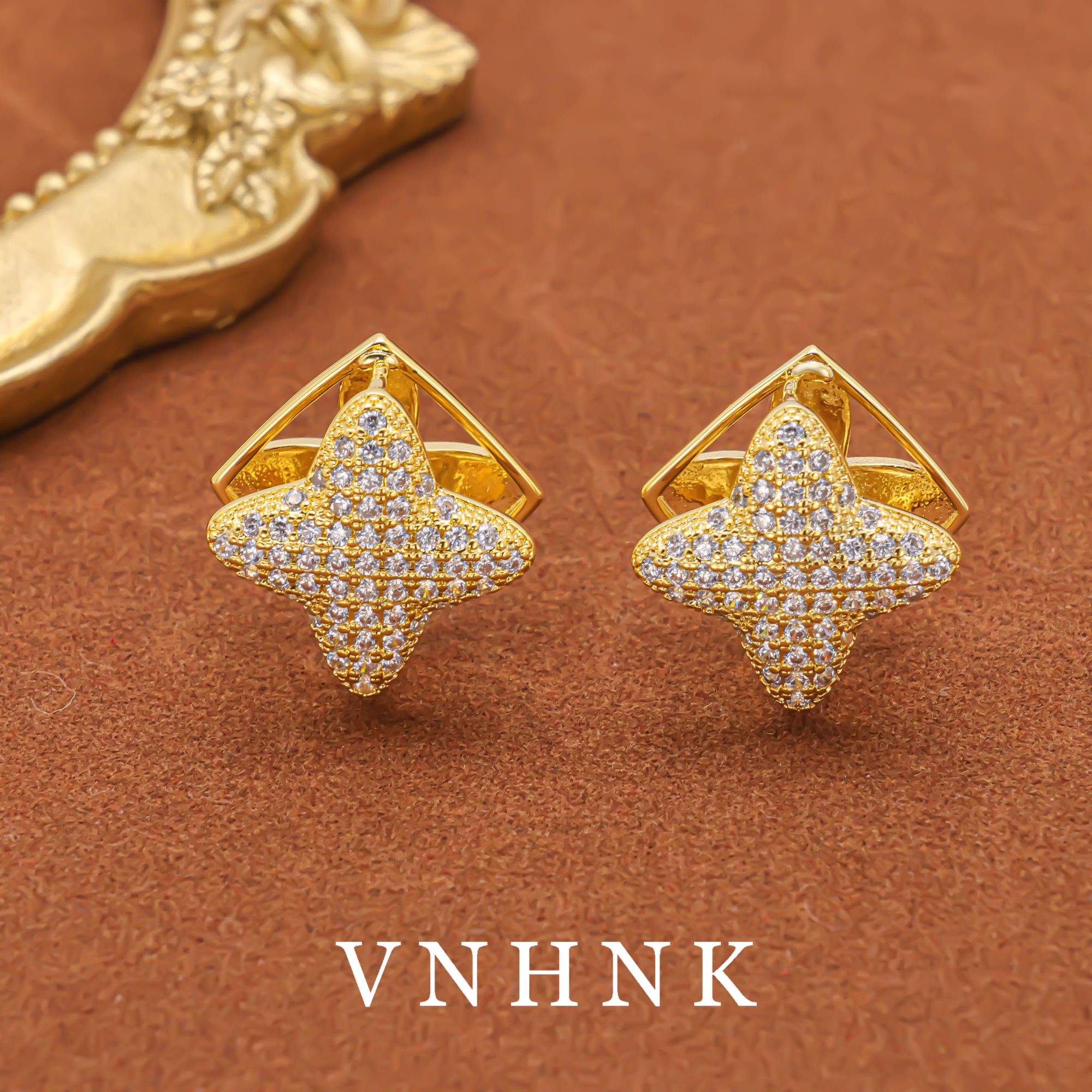 铜合金合成锆石耳饰 美可儿   E677     金色时尚气质耳环