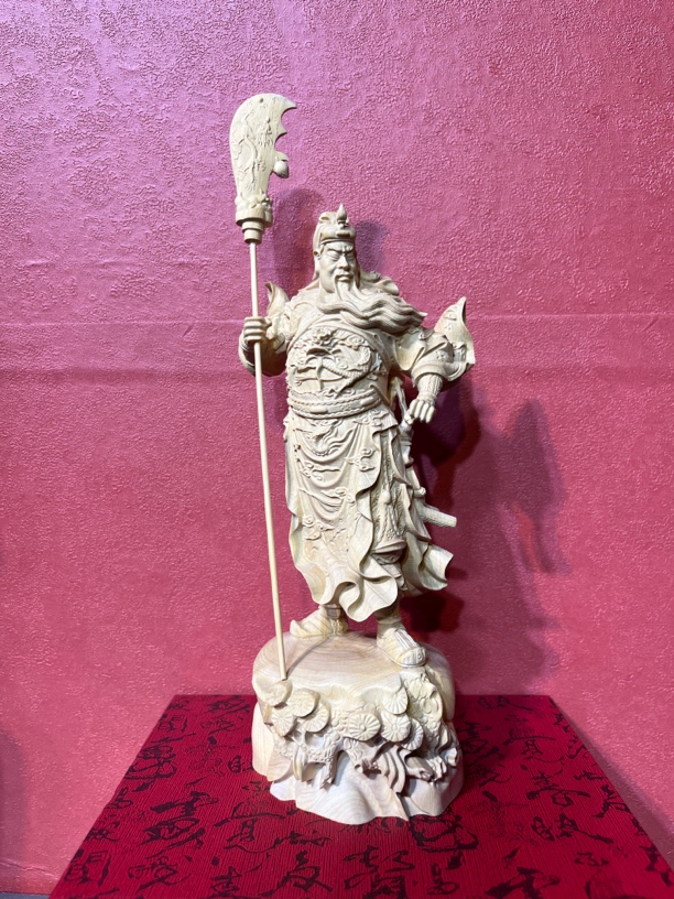 小叶黄扬关公摆件家居装饰