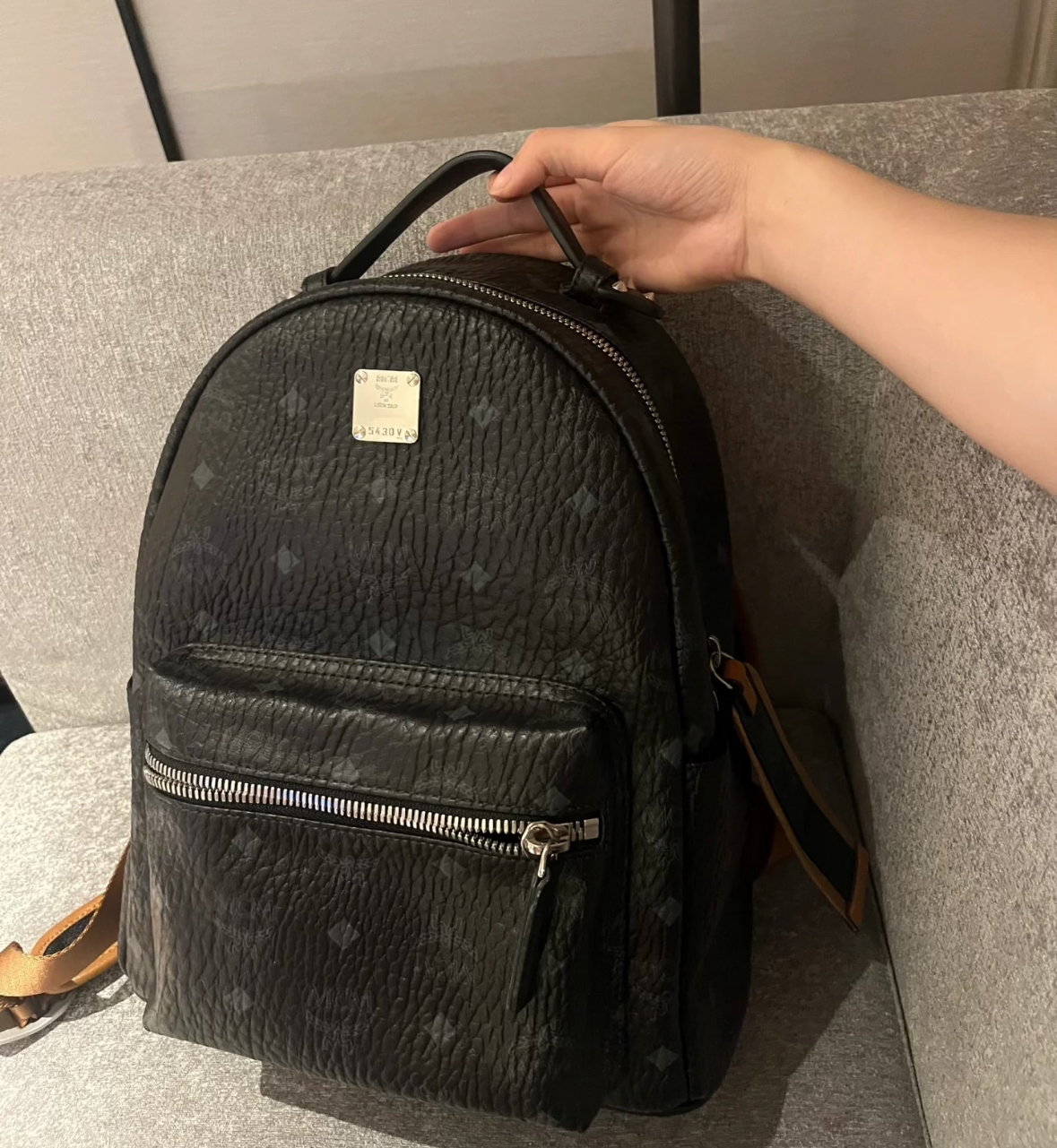 95新 MCM MCM 黑色双肩包 14648