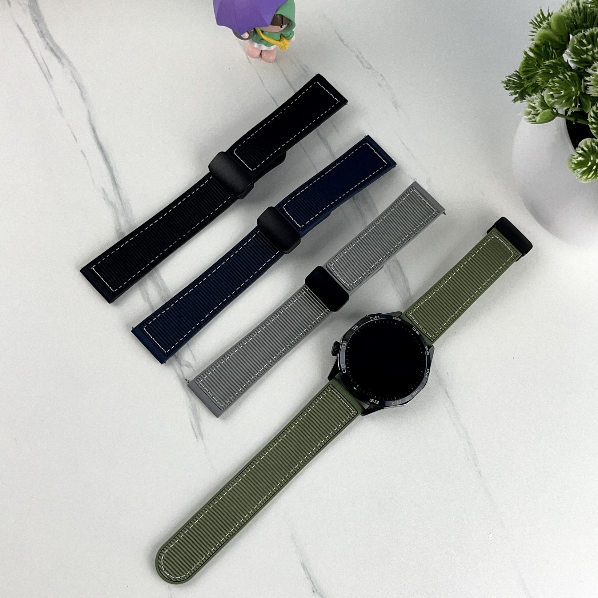 适用华为GT5/GT6Pro表带watch4Pro硅胶编织复合款GT3Pro磁吸表带
