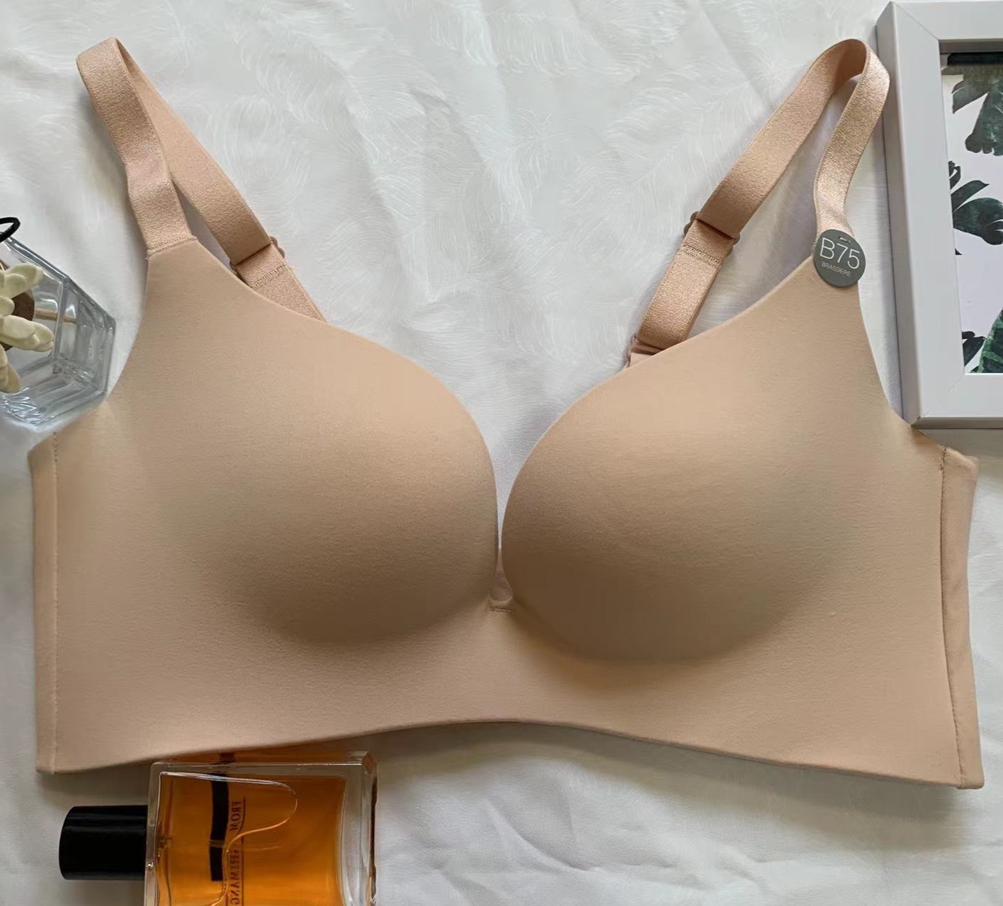 D春夏款婴儿棉柔软型三排扣文胸，肤色，四季可穿