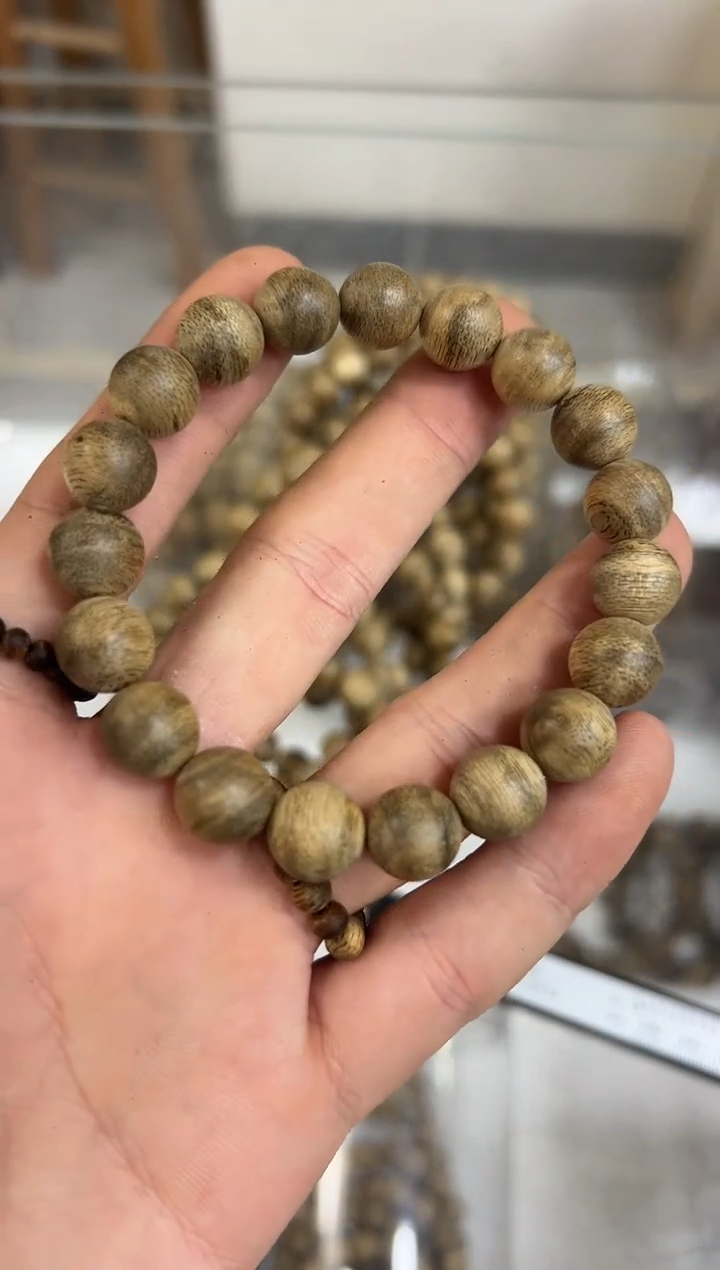 【闪购商品】沉香手串50号海南多样性发货1条