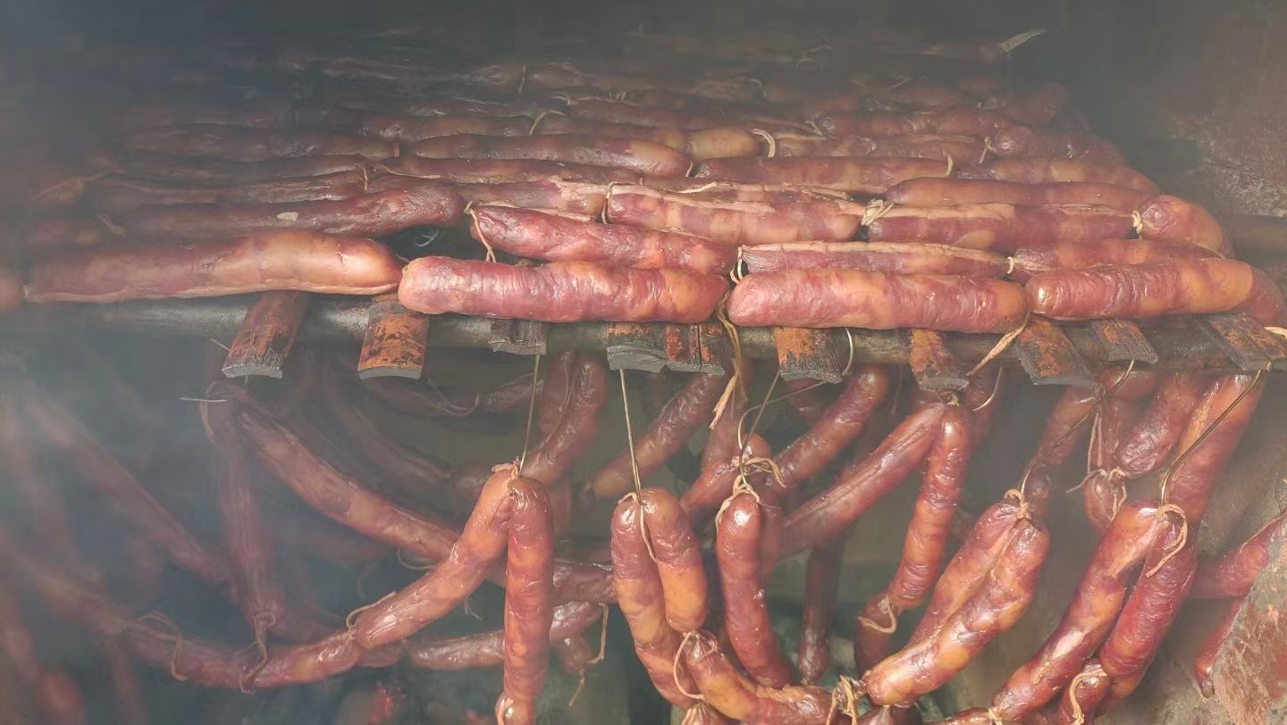 贵州黔东南土特产烟熏干腊肉香肠原味500g榕江黎平农家灌香肠