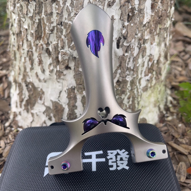 千发出品正品恶魔怪兽大炮夹片弹弓玩具