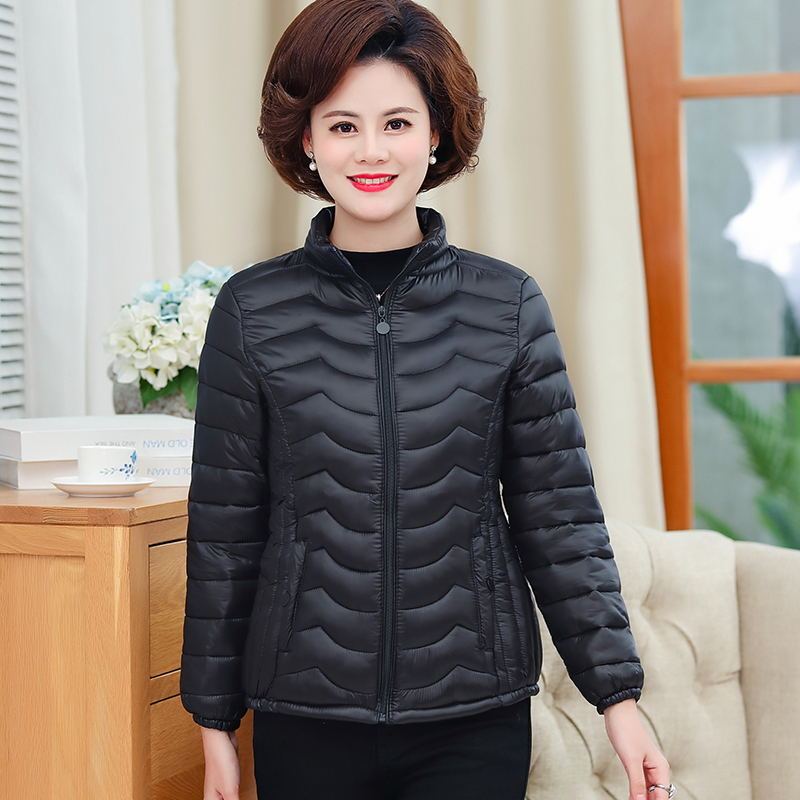 波司登中老年女士修身轻薄羽绒服棉衣短款外妈妈装加大加肥立领棉