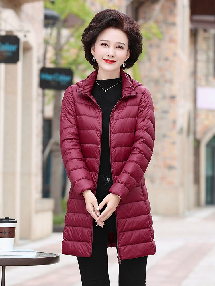 波司登2023新款轻薄款羽绒服女中长款妈妈装可脱卸帽中年人冬季洋