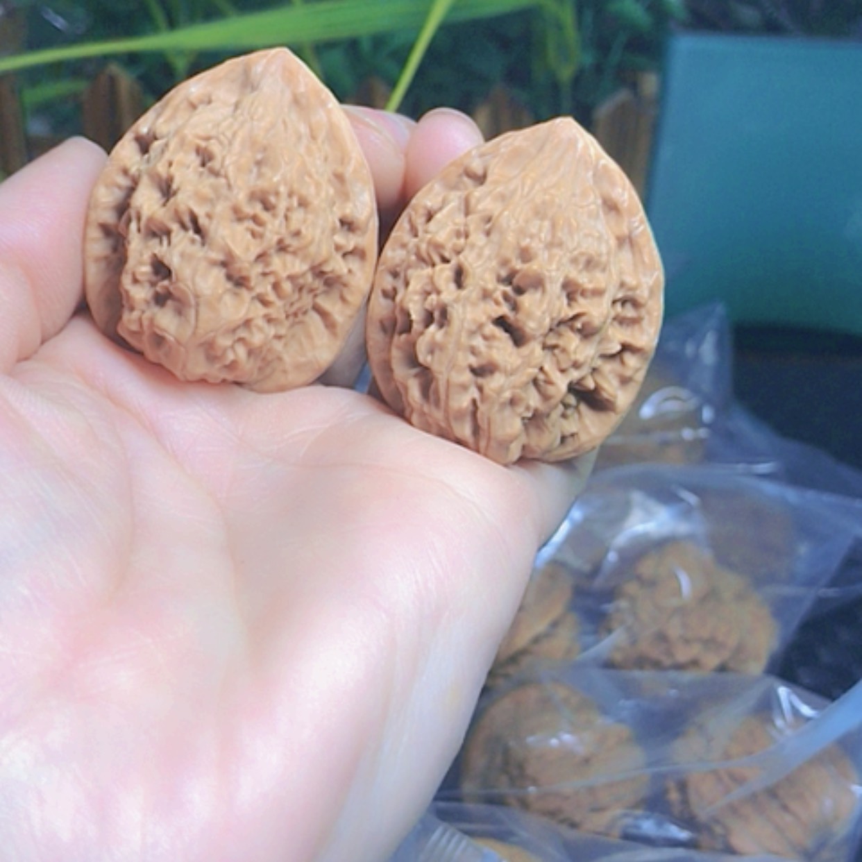 【闪购商品】木质核雕34官帽