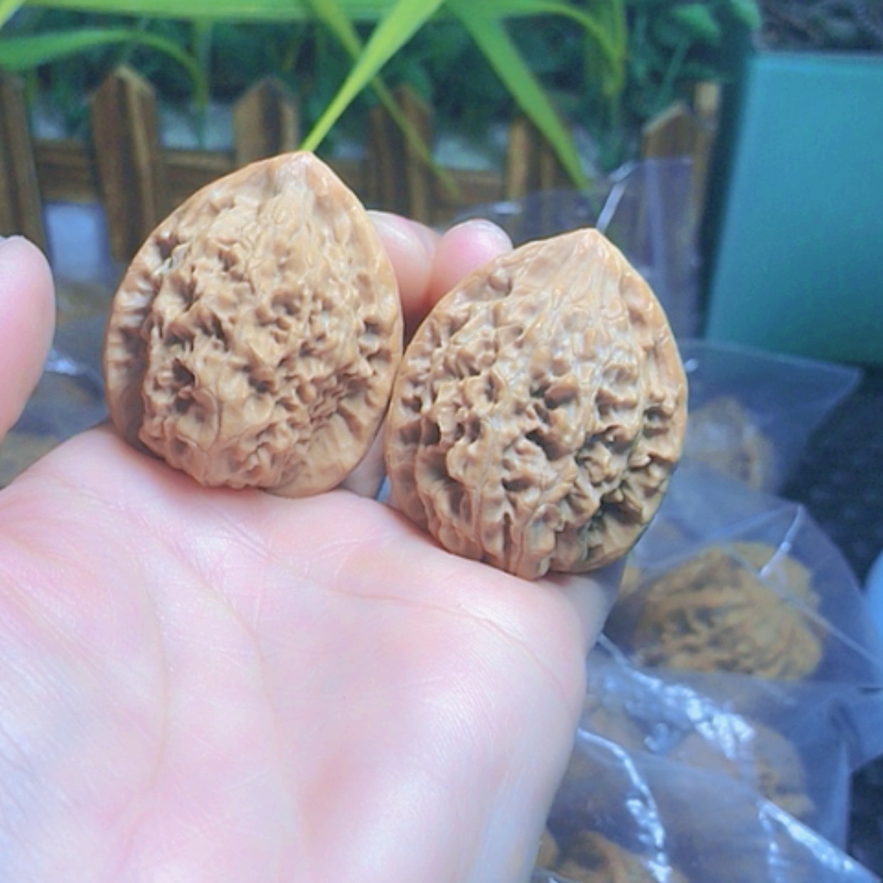 【闪购商品】木质核雕34官帽
