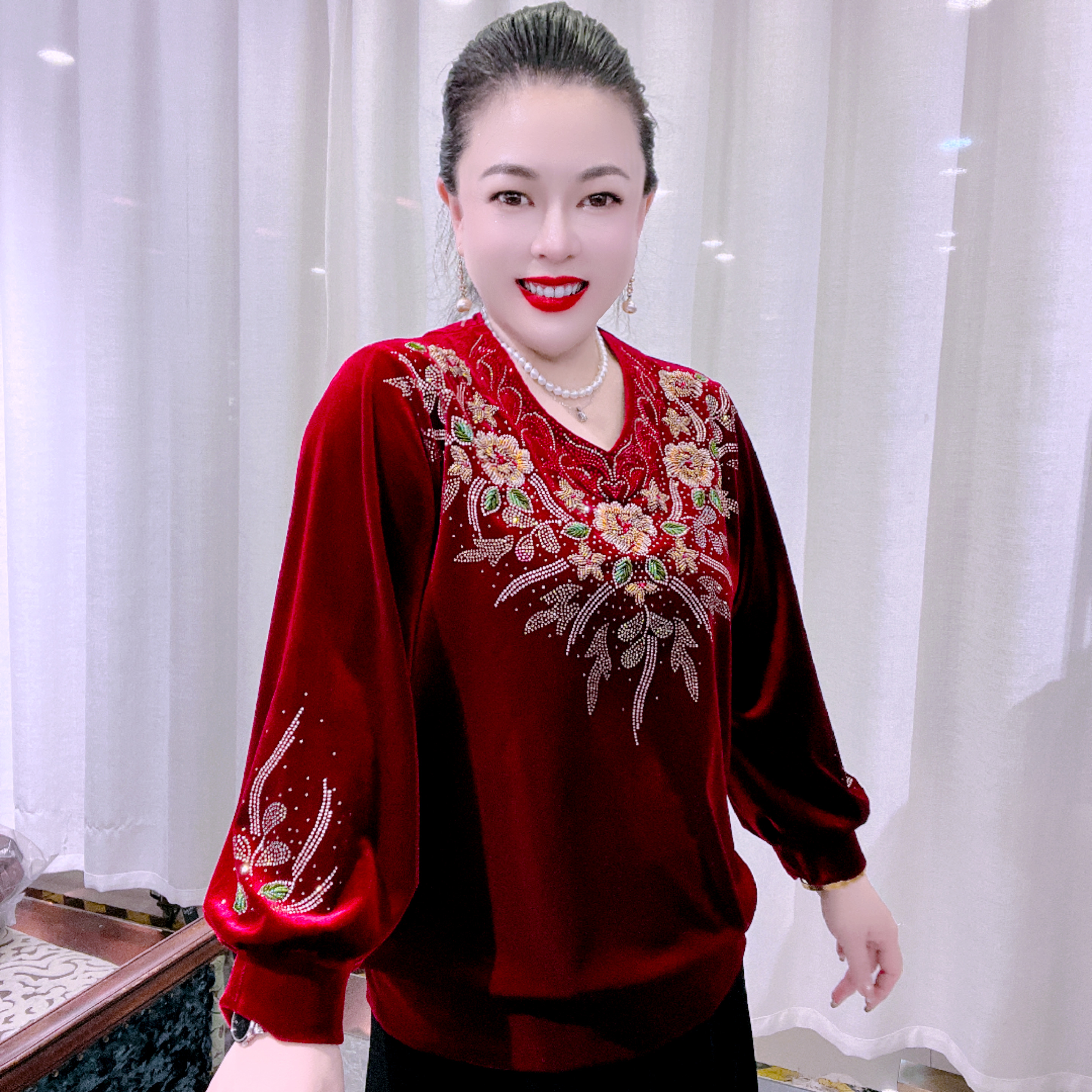 重工刺绣高档气质百搭时尚妈妈装大码显瘦大衫88A87125