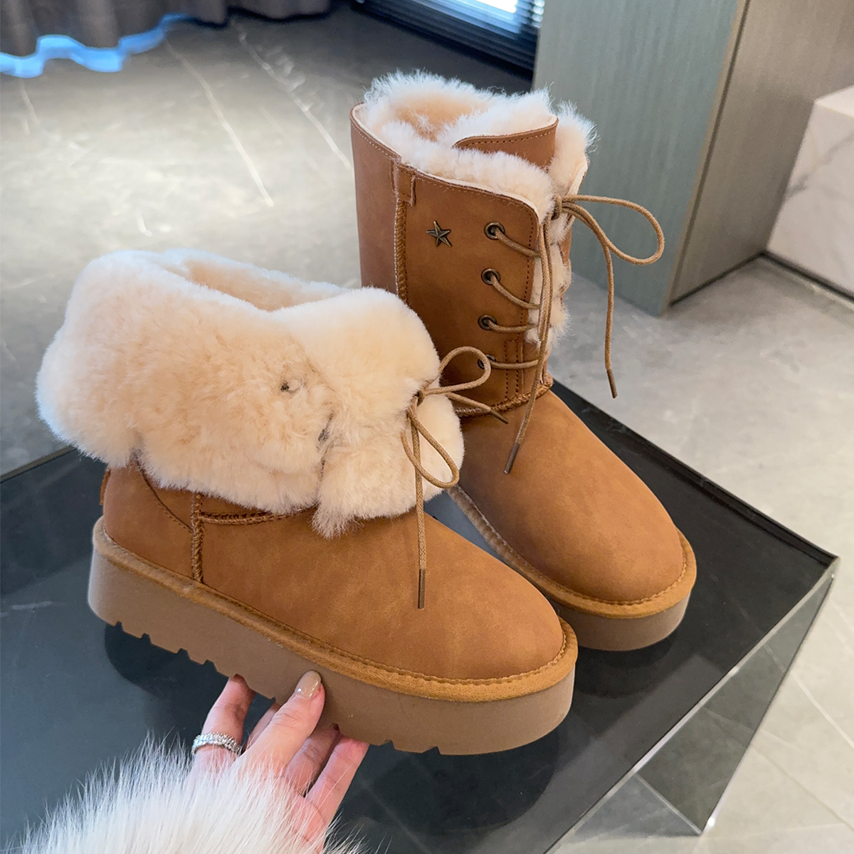 网红厚底女神雪地靴时尚百搭防水加厚加绒保暖真皮中筒雪地靴