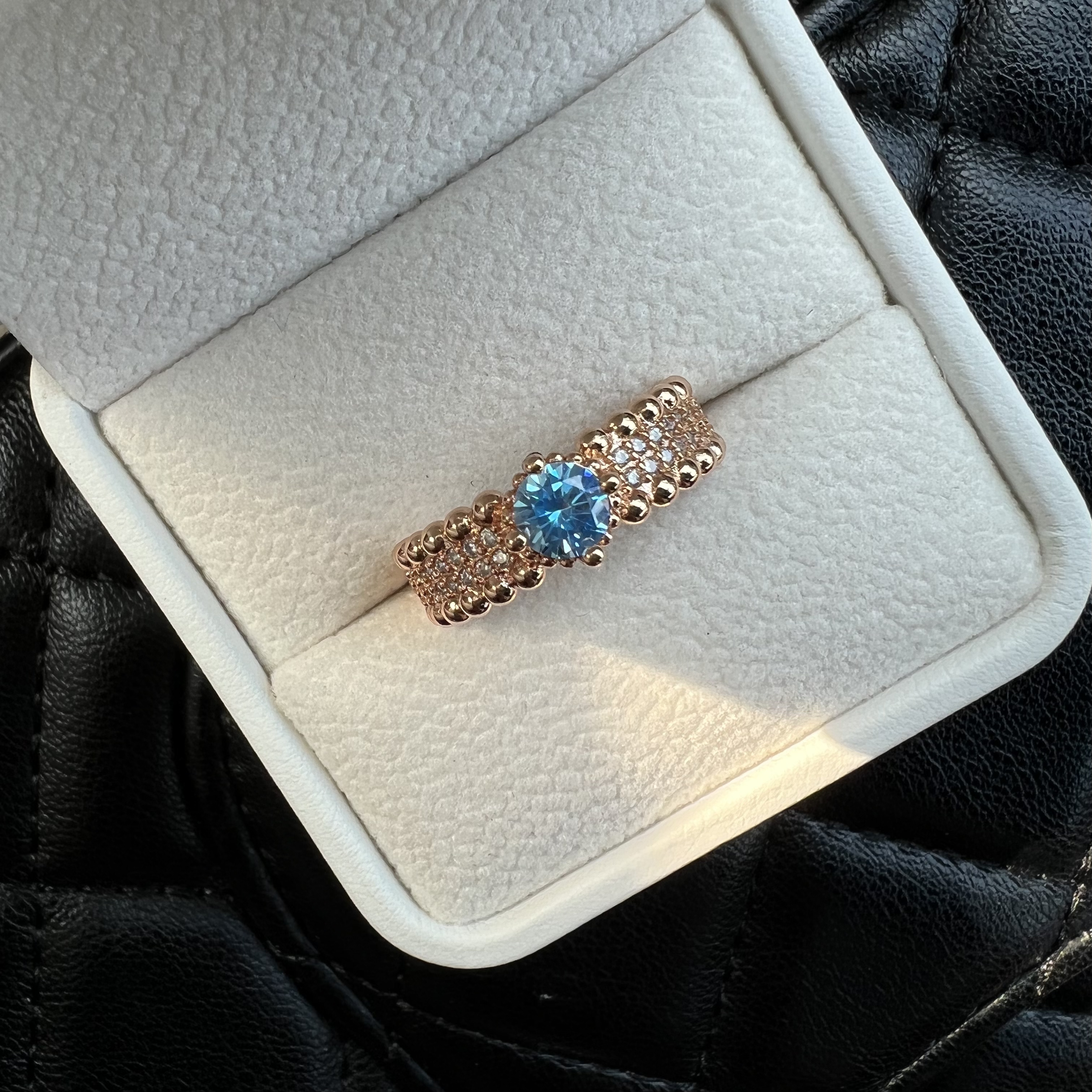 彩色之石戒指0.8ct 【海底两万里的浪漫】戒指LB204
