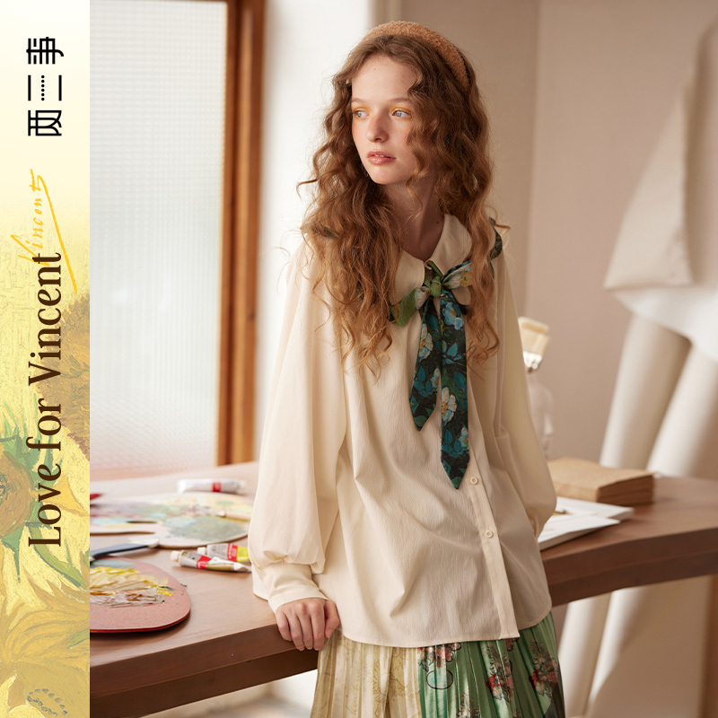 两三事余香流淌 娃娃领印花绑带波浪边衬衫S23QC031