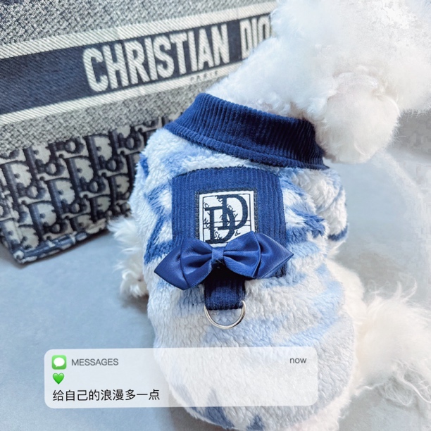 【迪家动物园】冬季加绒加厚外套牵引扣宠物衣服猫狗通用大牌气质