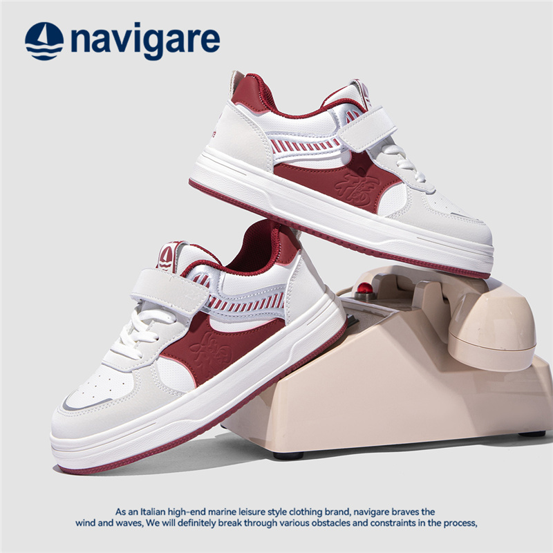 纳维凯尔Navigare春秋男女童轻便舒适百搭拼色板鞋FCZY243001