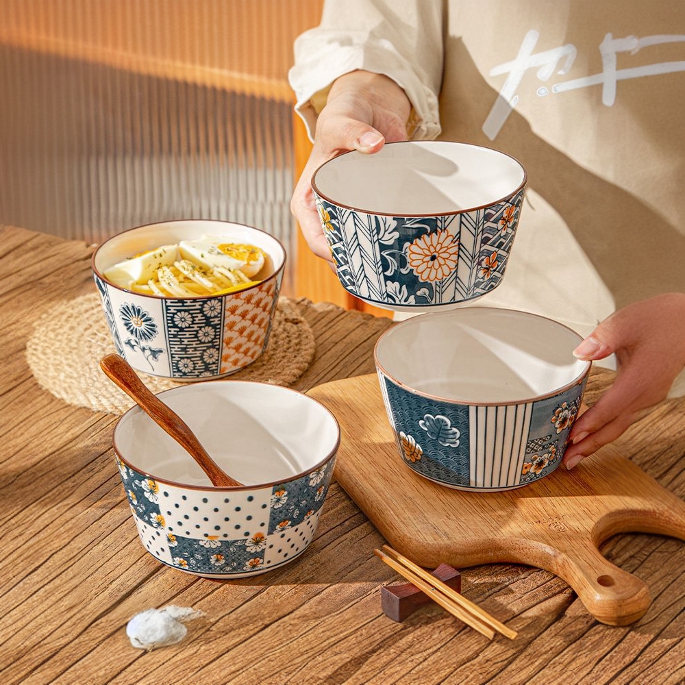 日式家用米饭碗陶瓷吃饭碗釉下彩高颜值喝汤碗4.5英寸厚实简约碗