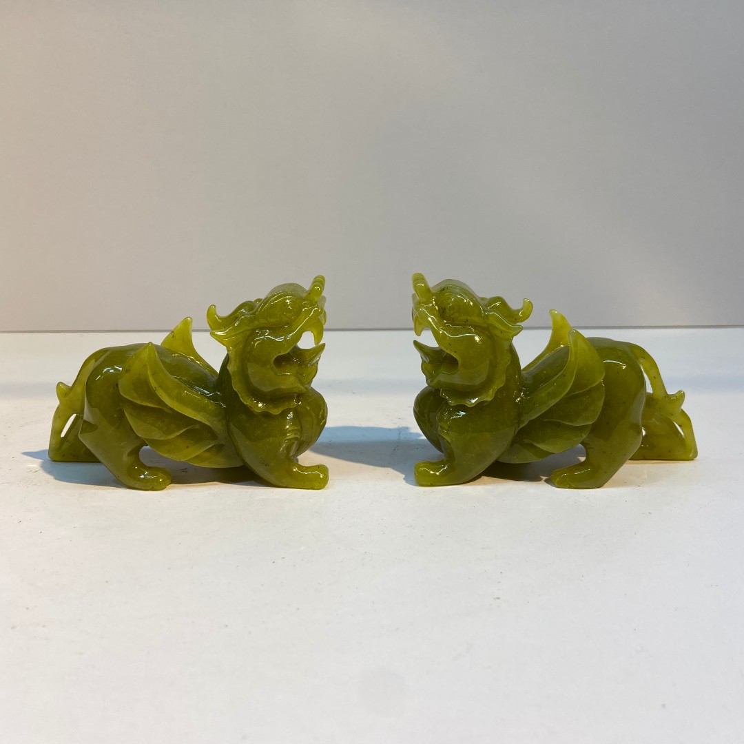 岫岩玉石家居马到成功摆件手工雕刻新年饰品珠宝玉器有些绺裂