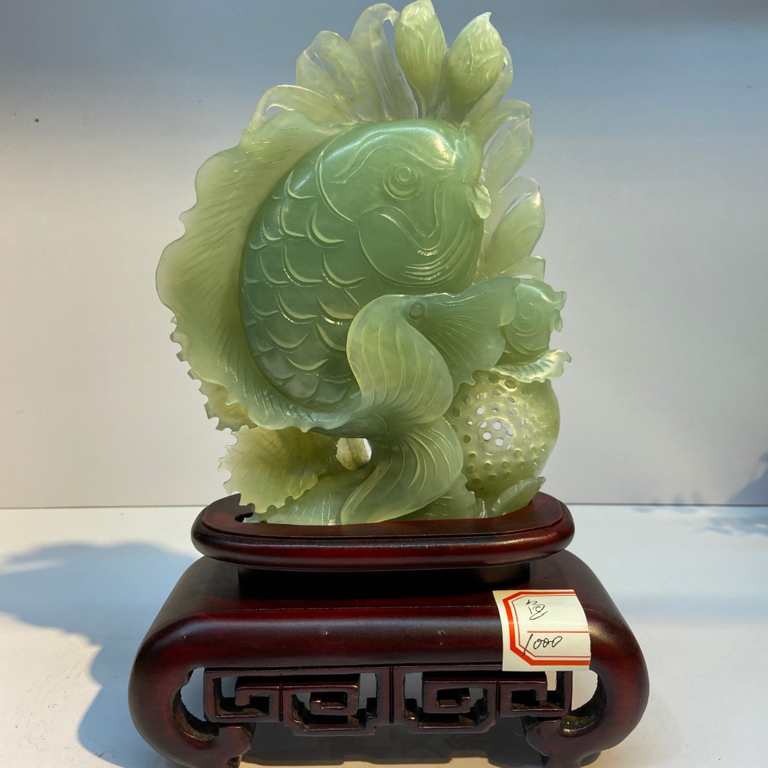 岫岩玉绿料玉石家居摆件 手工雕刻有些绺裂天然大块玉石难以避免