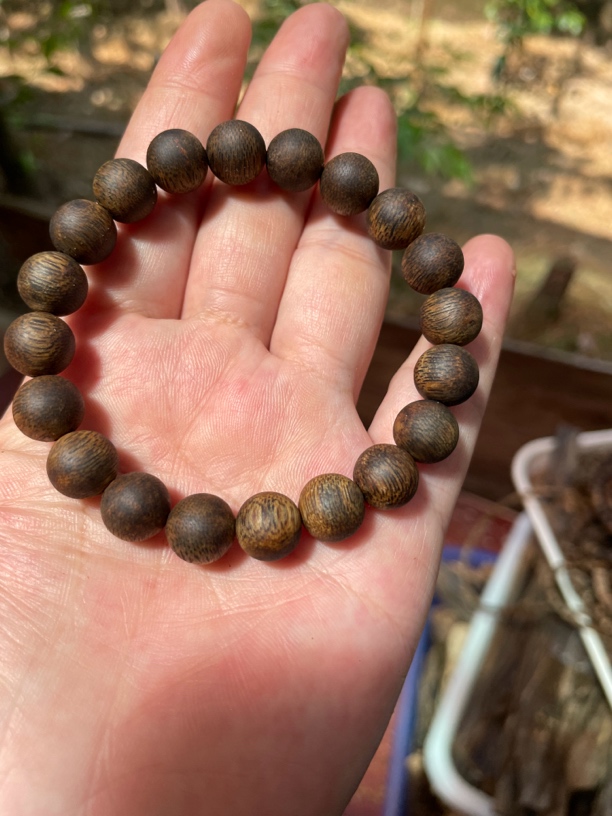棋楠沉香手串1.0mm8.2克