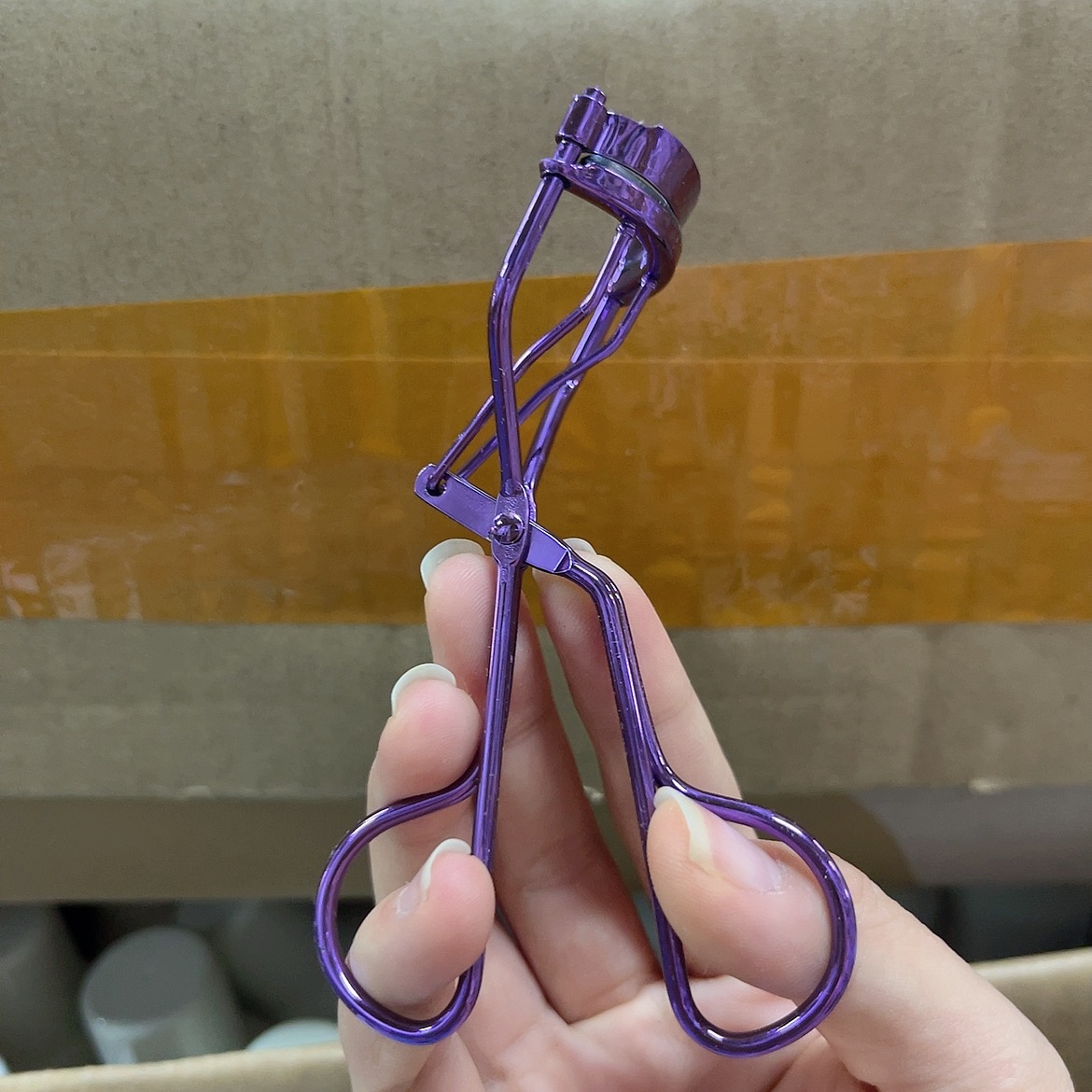 【言言专属链接！】紫色睫毛夹化妆工具