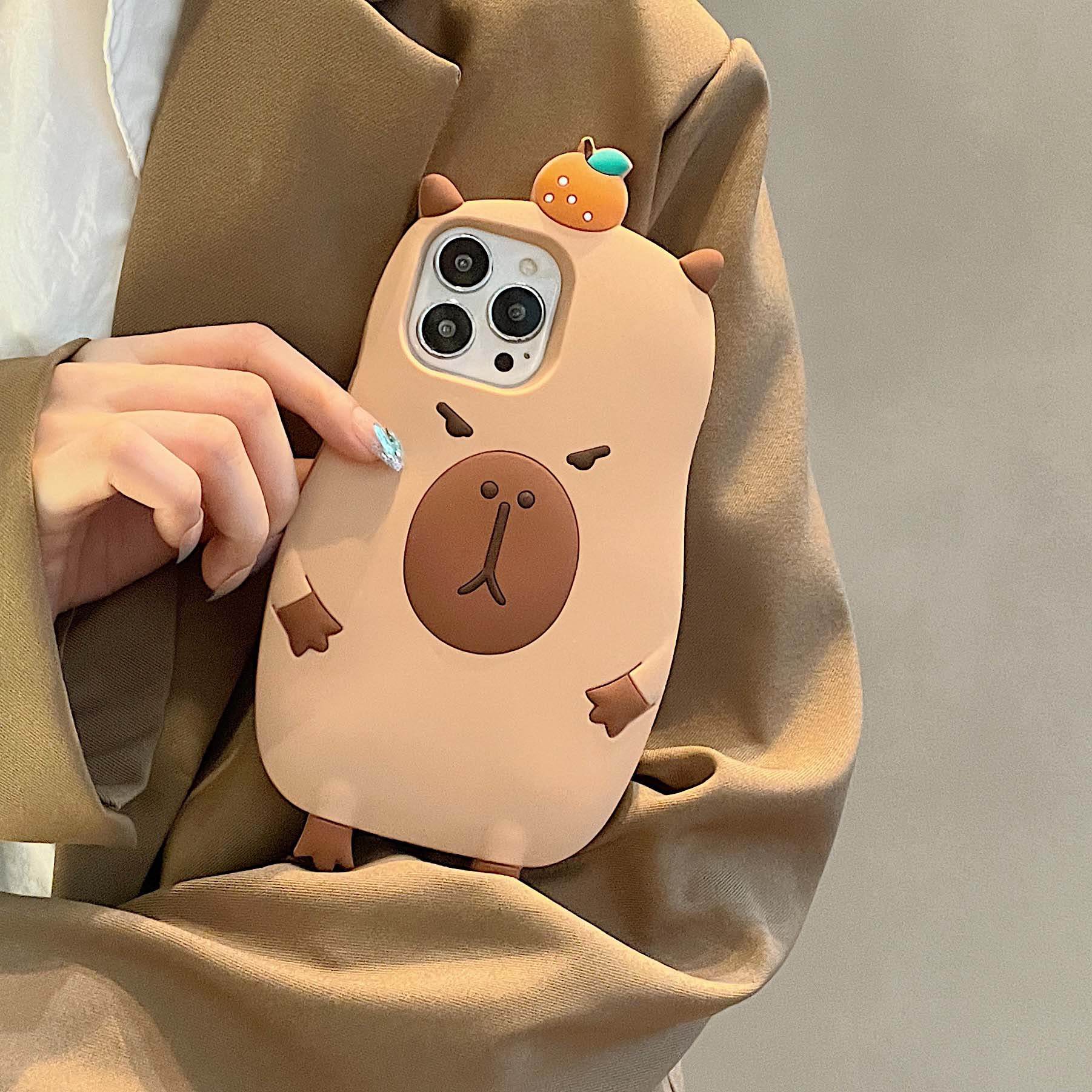 卡比巴拉水豚立体手机壳苹果15Promax创意iphone14Plus洛丽塔11