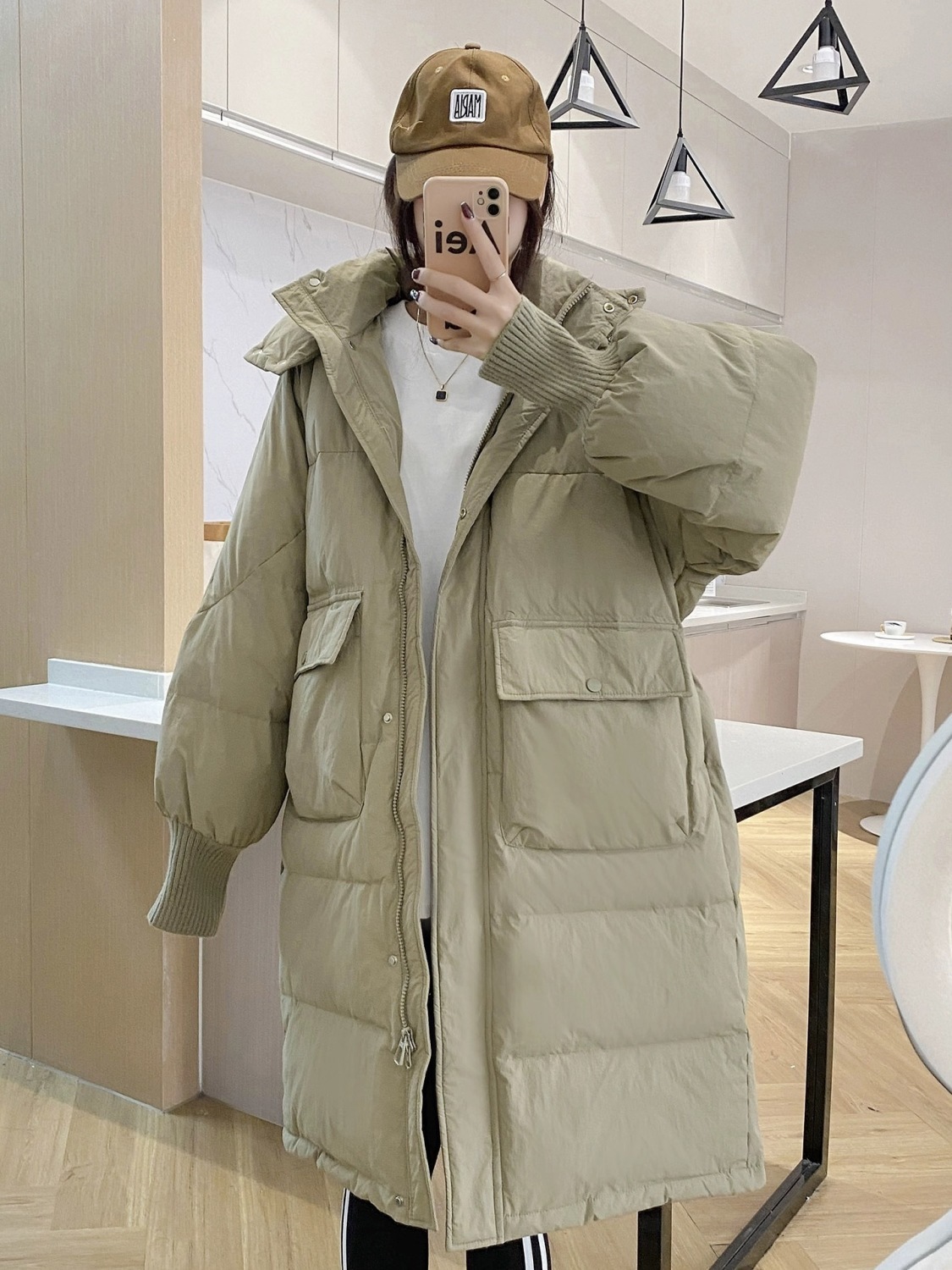 波司澄2023新款螺纹袖羽绒服女韩版宽松连帽中长款过膝加厚白鸭绒
