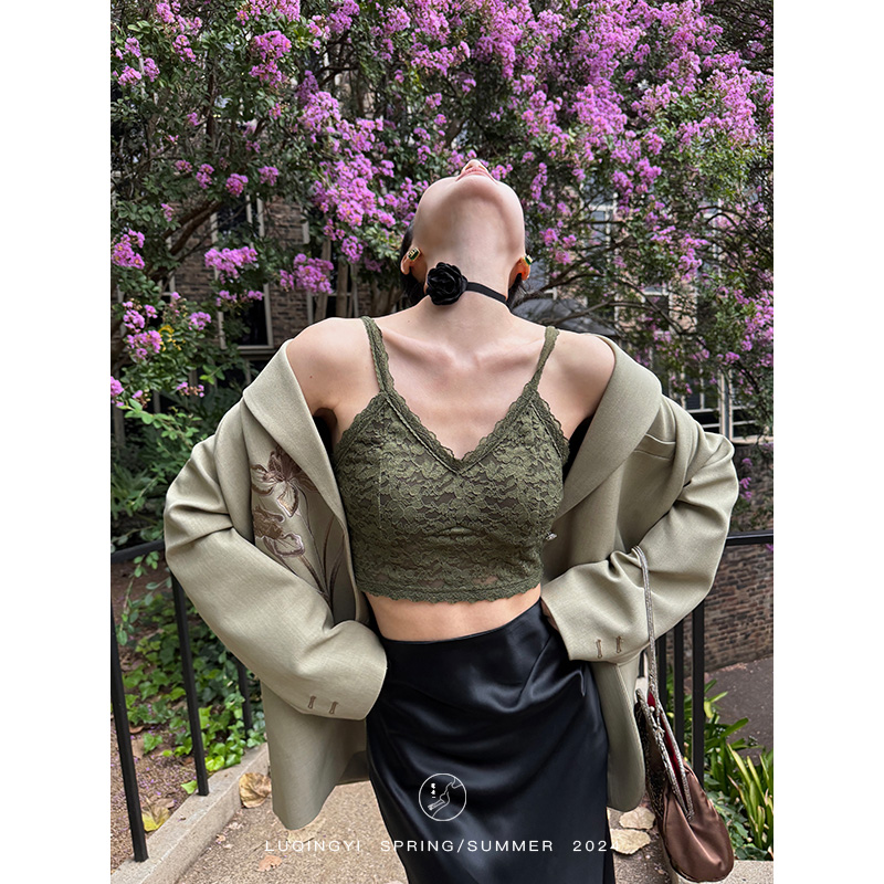 鹭青一原创【晓椿集】蕾丝吊带背心女带胸垫美背文胸一体L24B1887H