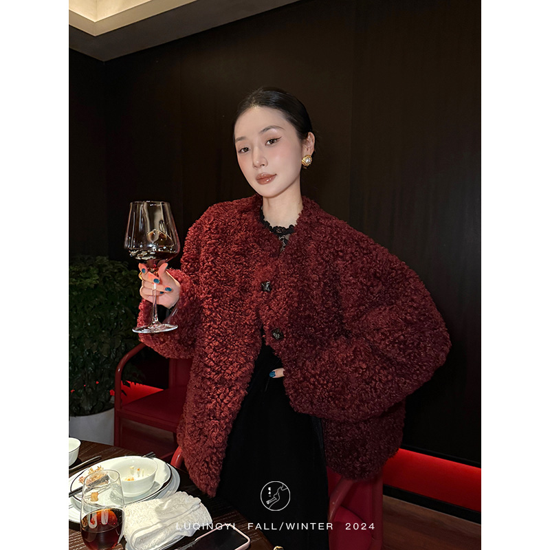 鹭青一原创【冬日约】毛毛外套女冬复古圆领保暖短外套L24P7325B