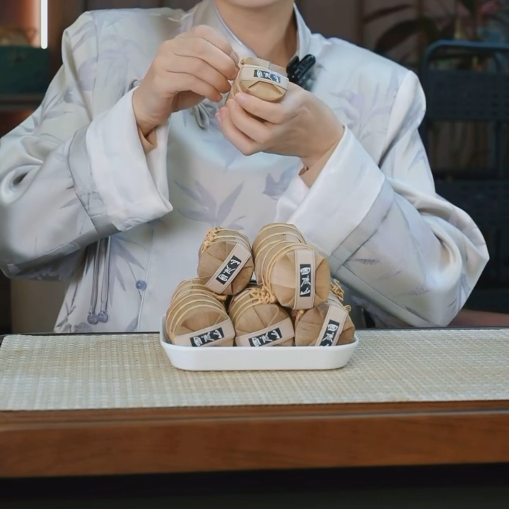 慕子—文化——困鹿山（白茶）小提 到手5小提