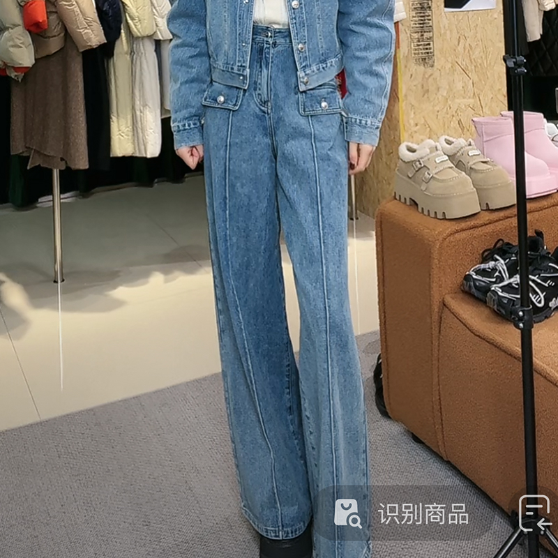 休闲牛仔裤百搭时尚