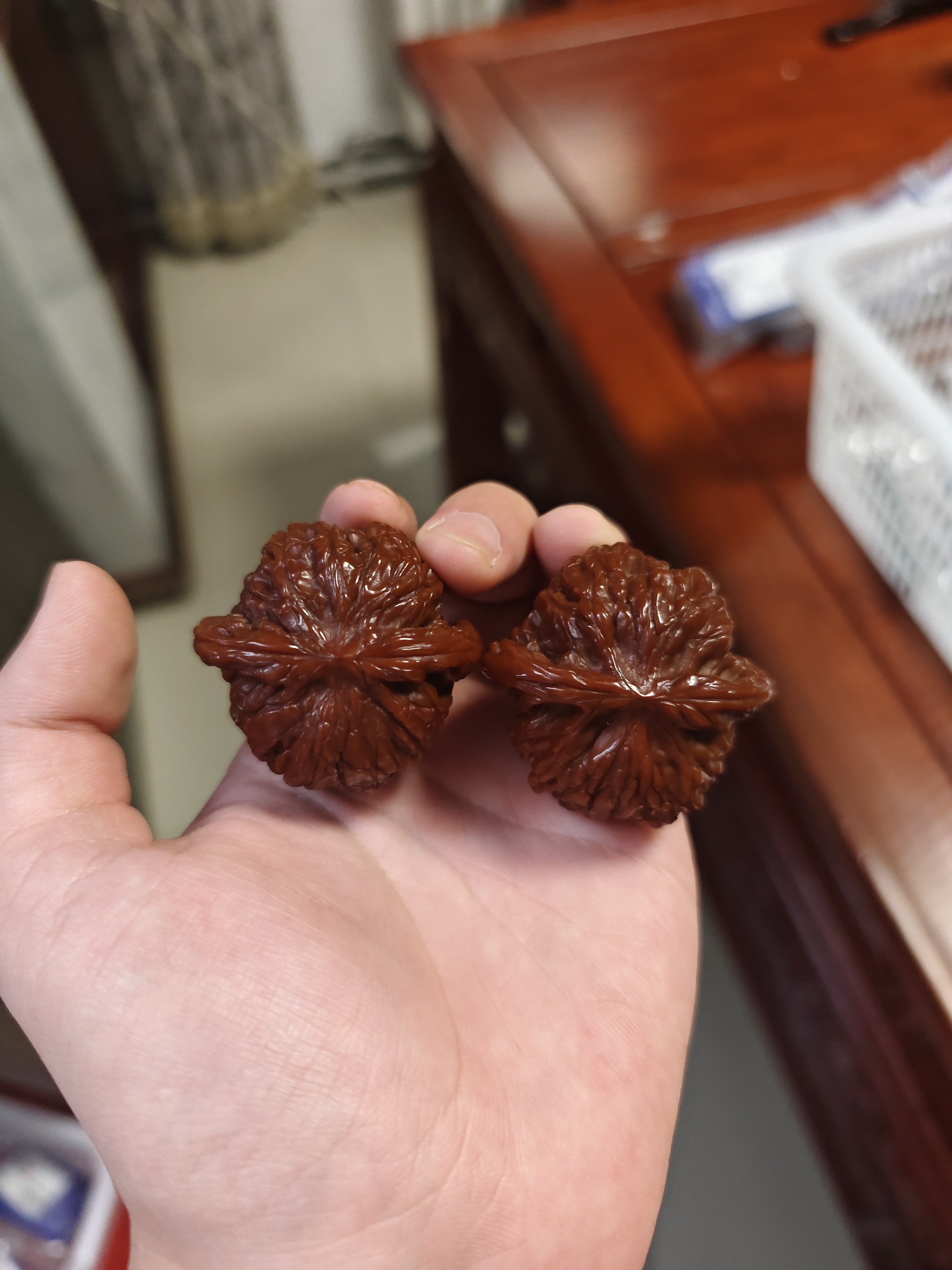 文玩核桃磨盘狮子头