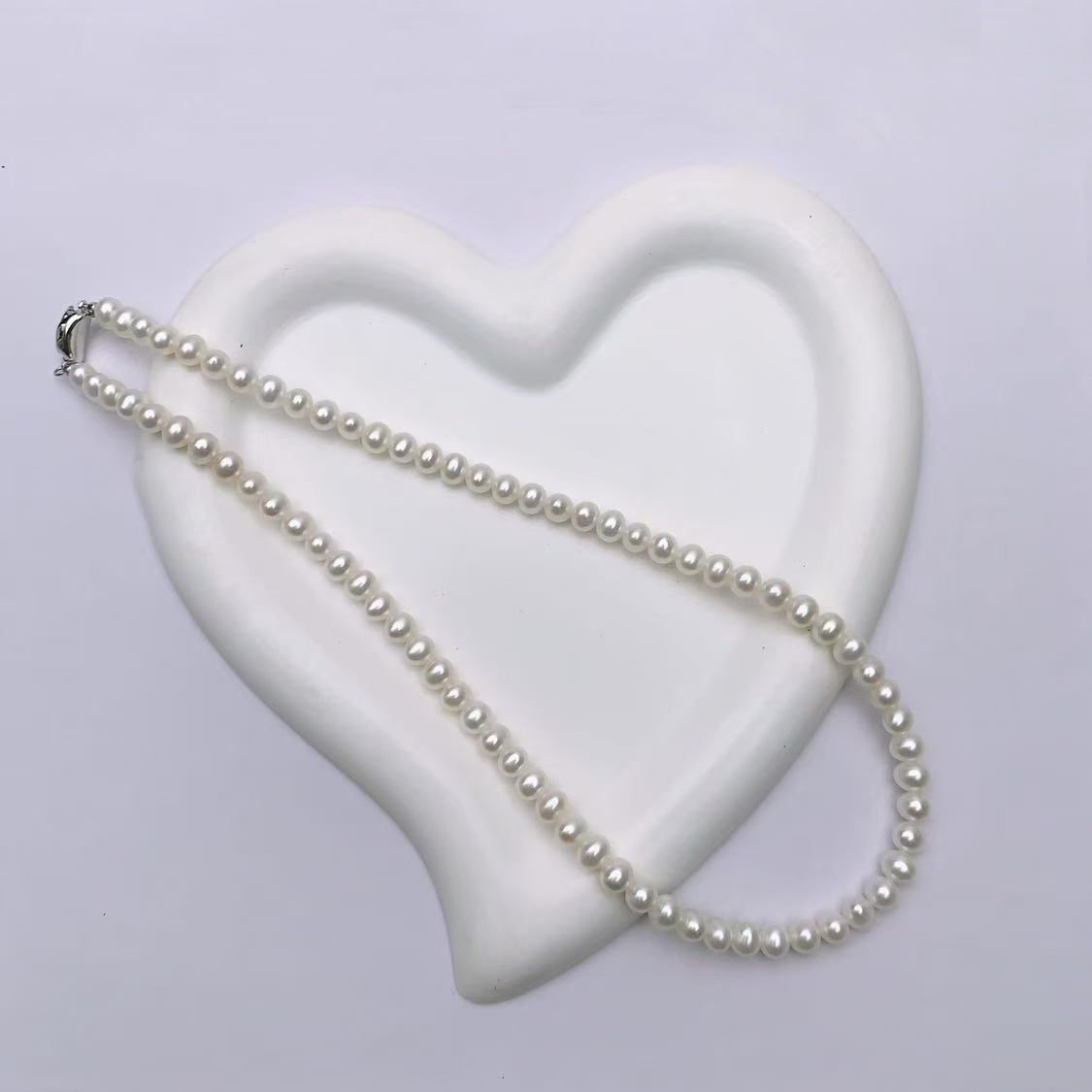 天然淡水珍珠5.5-6mm白色近圆微微瑕满串珍珠项链可刮粉