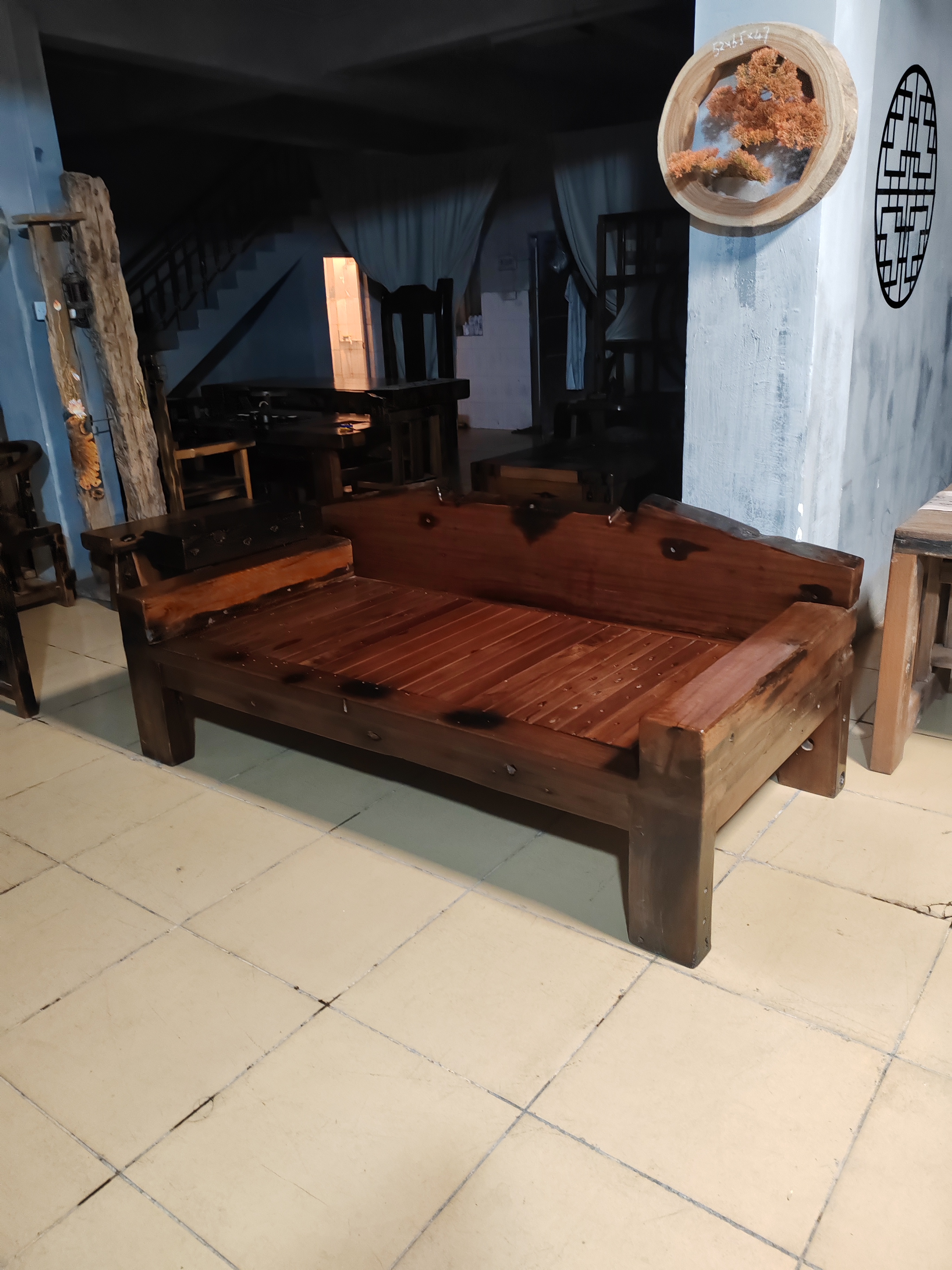 老船木罗汉床复古风中式家具老油楸铁力木坤甸茶桌茶台