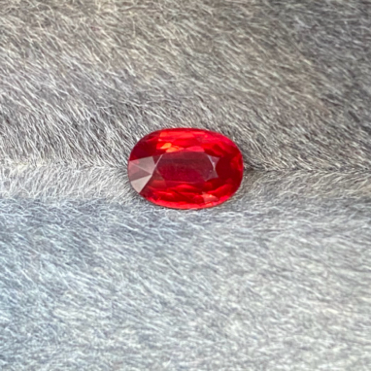 天然无烧超级鸽血红宝石1.24ct全净无瑕天鹅绒效应吉尔德证精品