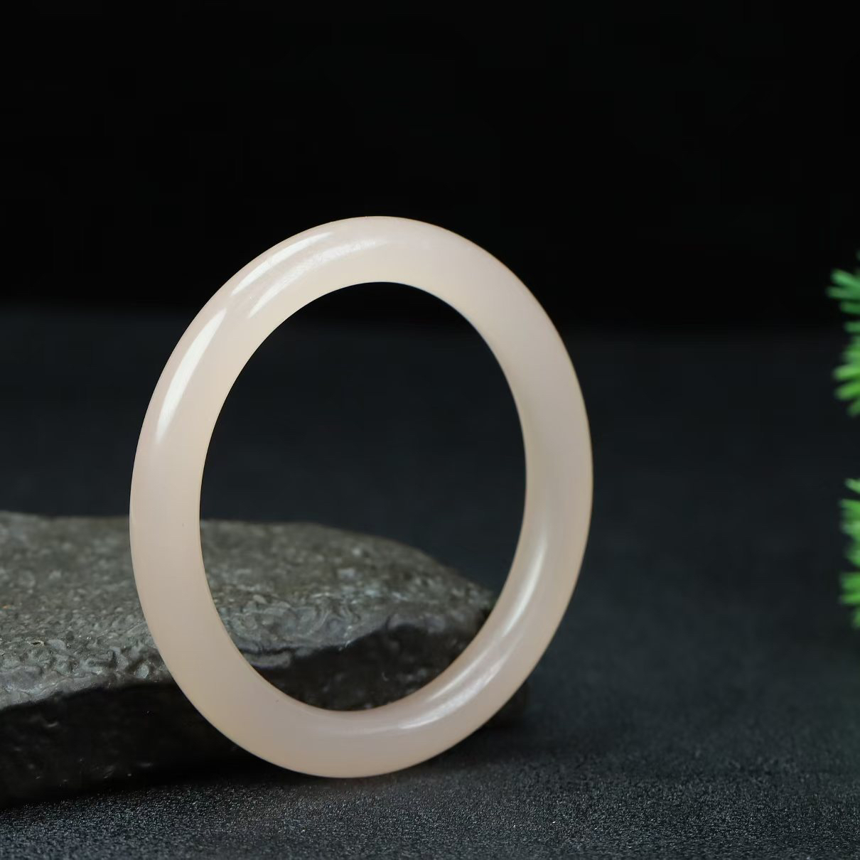 新疆老料藕粉圆条手镯（多样性发货，拍一发一）卡8左右