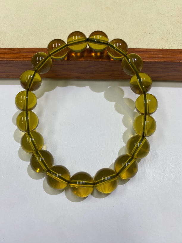 天然蓝珀卡9+毫米单圈手串