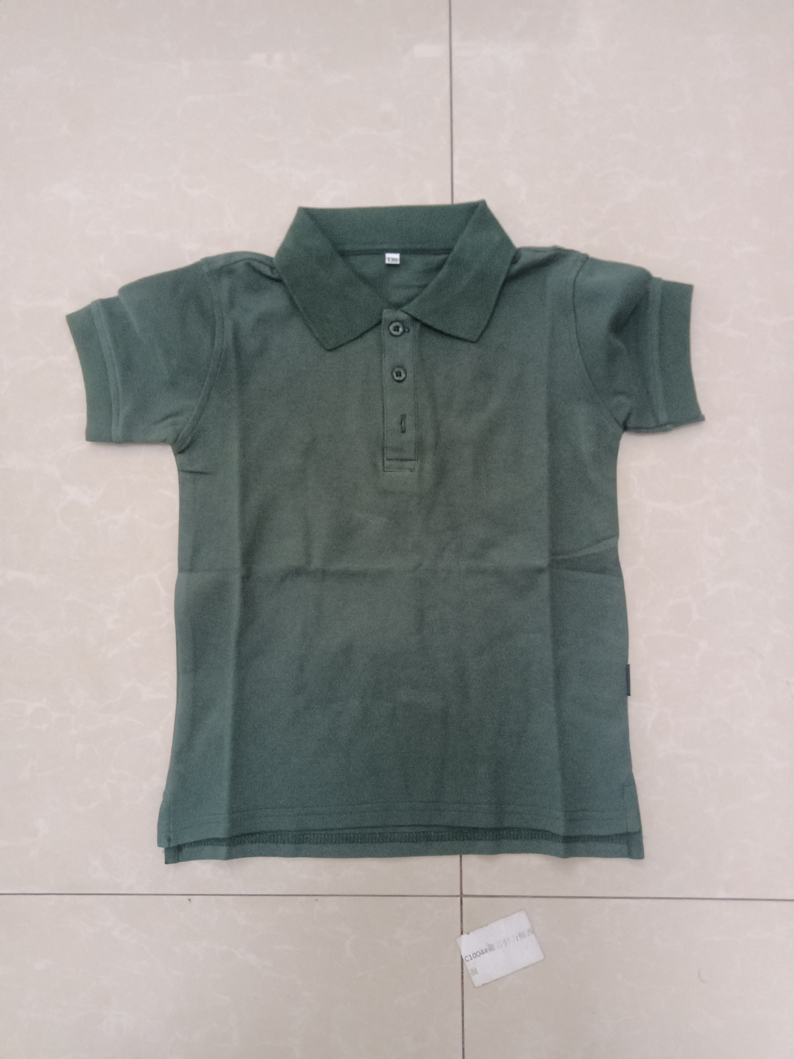 墨绿色polo款短袖